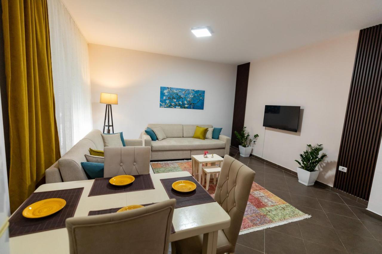 Tirana Contact Apartment Buitenkant foto