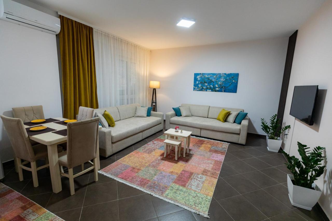 Tirana Contact Apartment Buitenkant foto