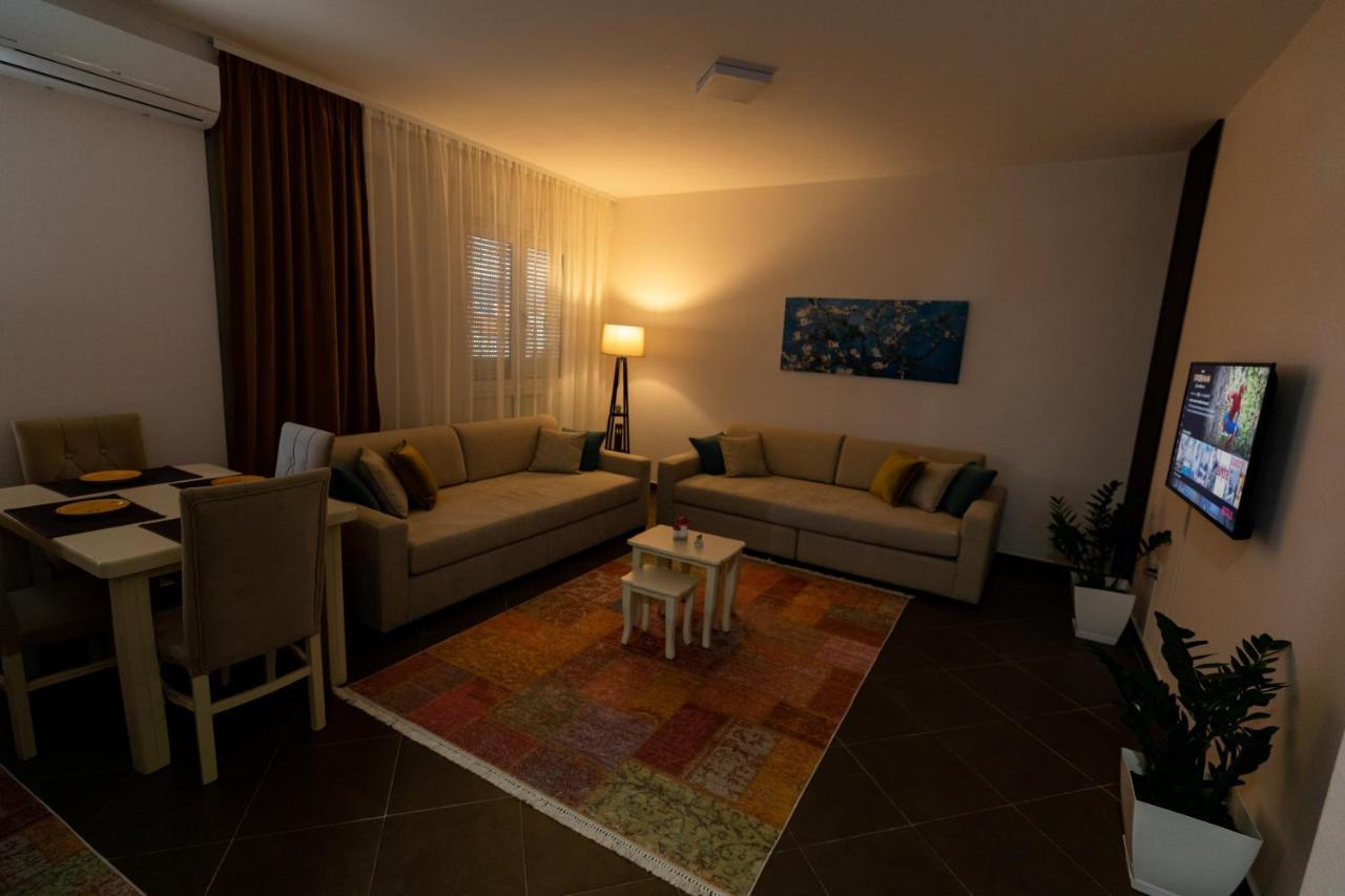Tirana Contact Apartment Buitenkant foto